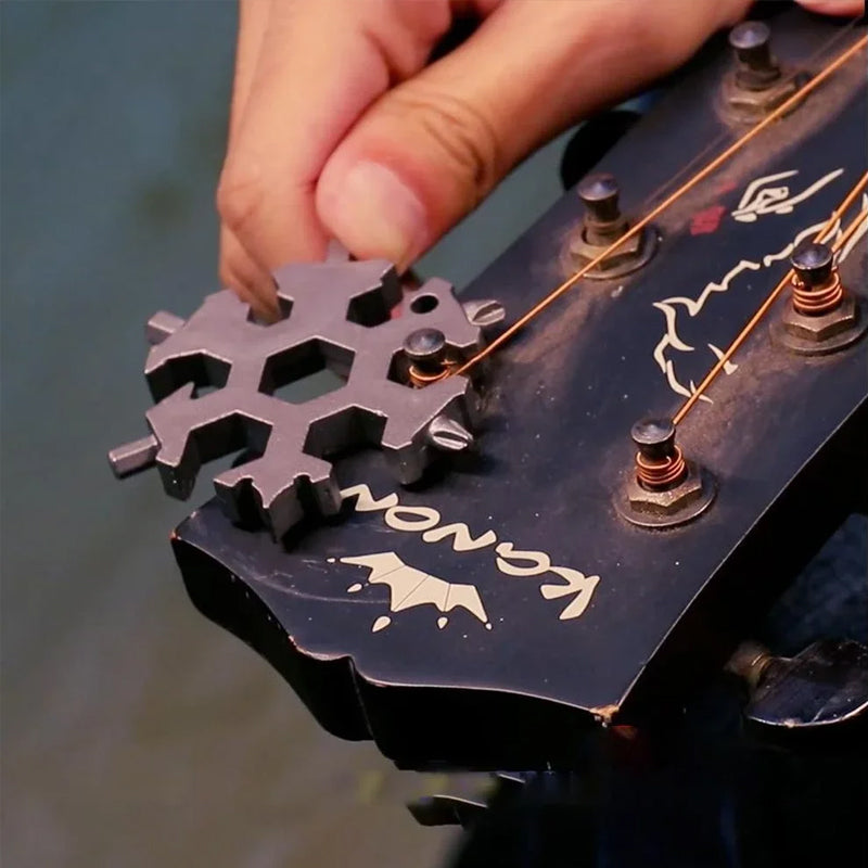 SAKER® 18-in-1 Snowflake Multi-Tool